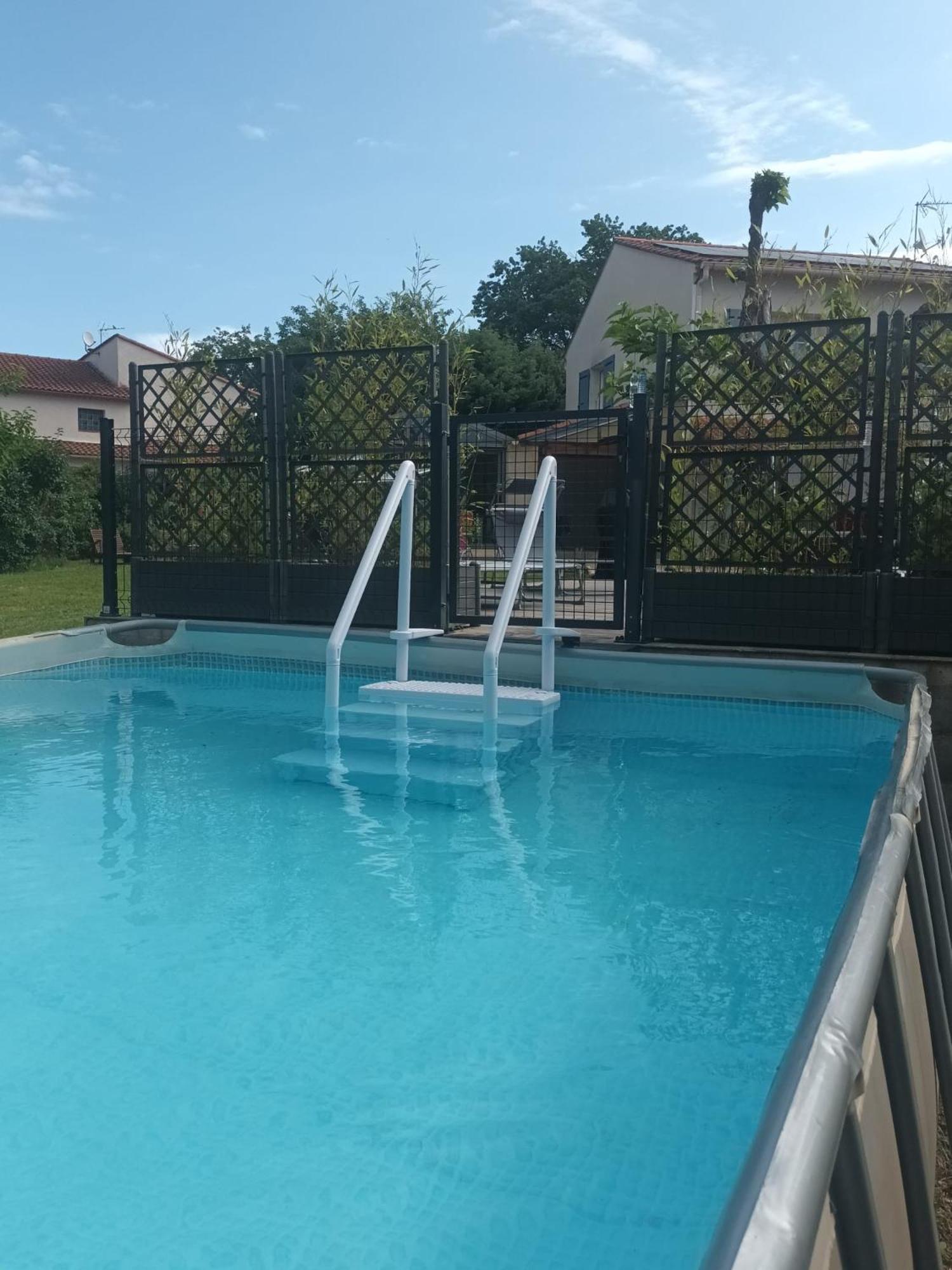Gite Ma Vie La 3 Etoiles, Jacuzzi, Animaux Acceptes Saint-Julien-de-Cassagnas Екстериор снимка